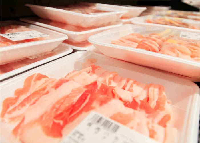 お肉売場