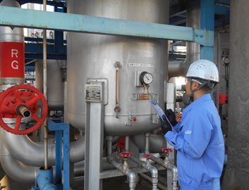 エネオス石油ターミナル施設の安全監視・点検整備