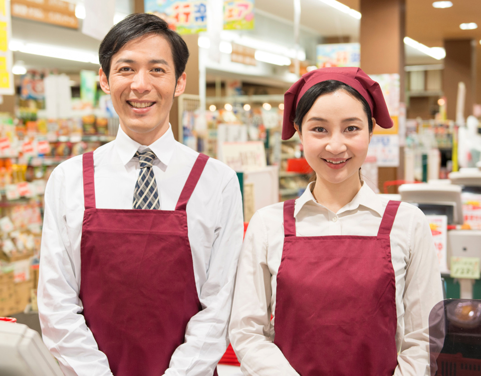 店内スタッフ＜簡単な接客・レジなど、新商品の試食もあります＞