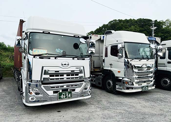 海上コンテナトラクタ