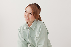 <短期！即日～8/22まで>＼夜勤で稼ぐ／土日祝休み！「おまけ」をつけるお仕事♪