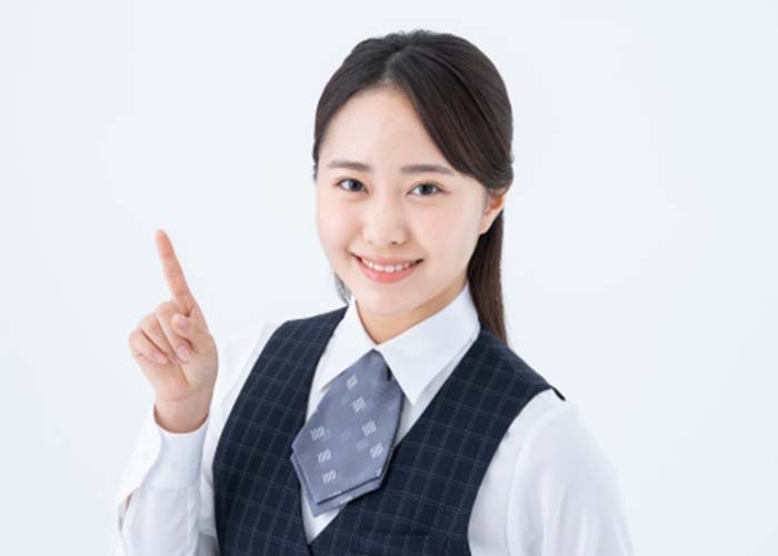 接客、清掃、 簡単な商品クリーニング