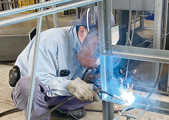 大手企業の製缶板金加工