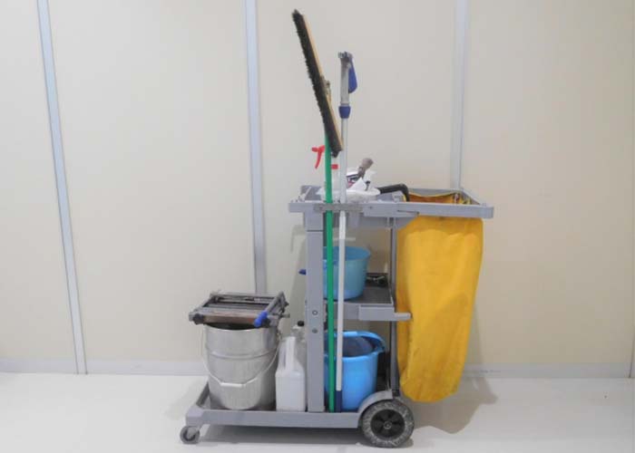 ビル・店舗・医院・オフィスなどの清掃業務、 ハウスクリーニング等